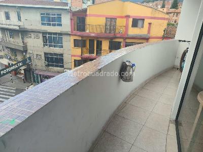 Apartamento en venta en La Candelaria, Medellín · foto 9 de 16