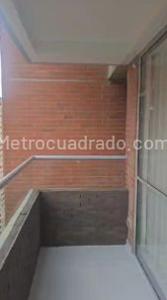 Apartamento de 3 alcobas en venta en Puerto Bello, Bello, 80 m² · foto 11 de 18