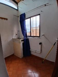 Apartamento de 3 alcobas en venta en Aranjuez, Medellín, 87 m² · foto 11 de 19