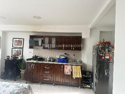 Apartamento de 3 alcobas en venta en Campo Valdes No 2, Medellín, 64 m² · foto 3 de 6