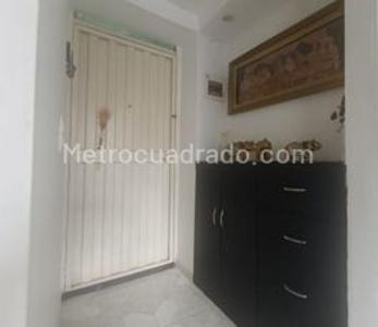 Apartamento de 3 alcobas en venta en Calasanz, Medellín, 45 m² · foto 5 de 7