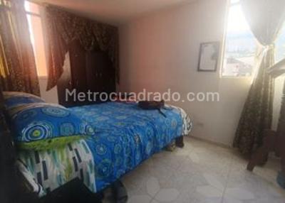 Apartamento de 3 alcobas en venta en Calasanz, Medellín, 45 m² · foto 6 de 7