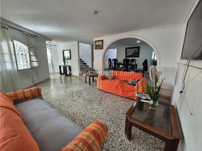 Casa de 4 alcobas en venta en Nuevo Horizonte, Barranquilla, 270 m² · foto 16 de 20