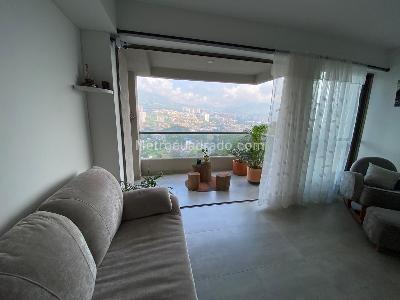 Apartamento de 2 alcobas en venta en Sabaneta, Sabaneta, 67 m² · foto 2 de 15
