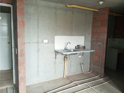 Apartamento de 2 alcobas en venta en El Porvenir, Rionegro, 49 m² · foto 3 de 12