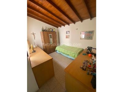 Casa de 5 alcobas en venta en Medellin, Medellín, 116 m² · foto 2 de 20