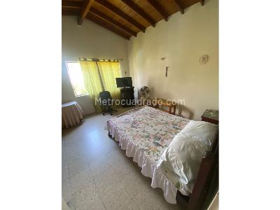 Casa de 5 alcobas en venta en Medellin, Medellín, 116 m² · foto 3 de 20