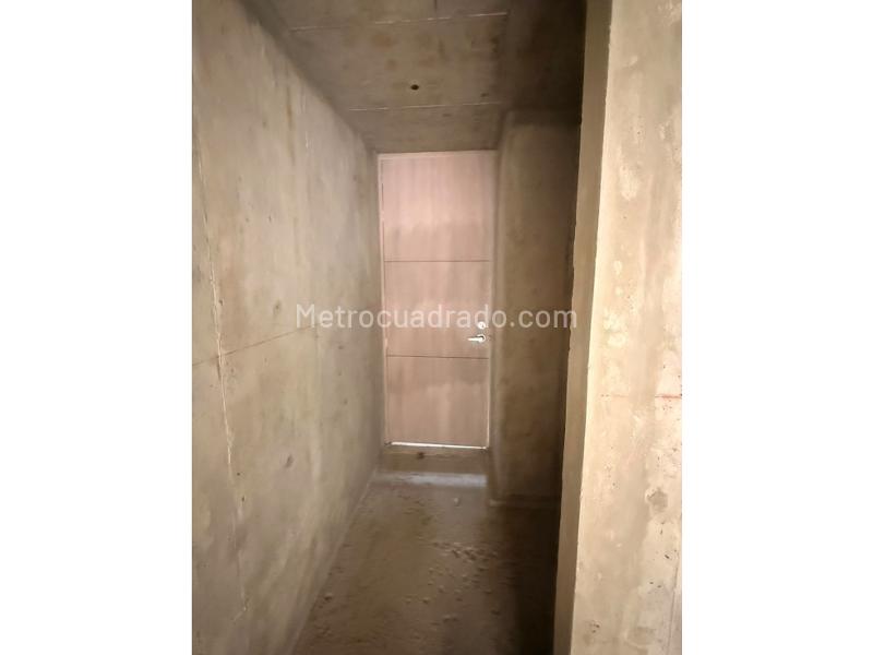 Piso – Bogotá, Güicani, Localidad Suba - Más