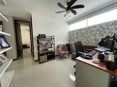 Apartamento en venta en Menga, Cali · foto 9 de 20