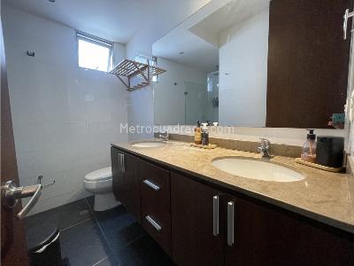 Apartamento en venta en Menga, Cali · foto 13 de 20