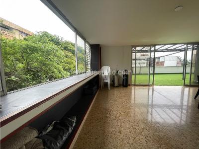 Apartamento de 2 alcobas en venta en Versalles, Cali, 163 m² · foto 5 de 18