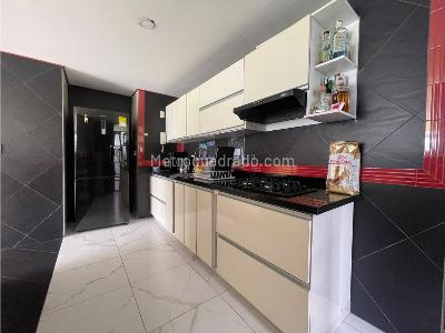 Apartamento de 2 alcobas en venta en Versalles, Cali, 163 m² · foto 10 de 18