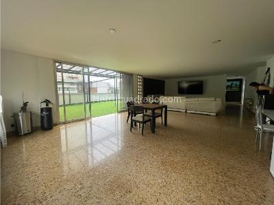 Apartamento de 2 alcobas en venta en Versalles, Cali, 163 m² · foto 12 de 18