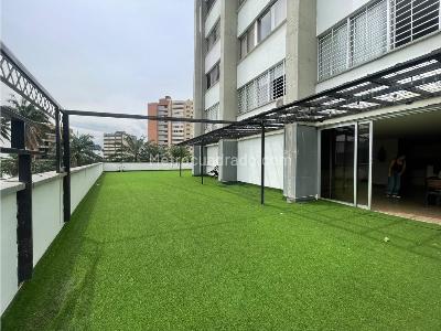 Apartamento de 2 alcobas en venta en Versalles, Cali, 163 m² · foto 13 de 18