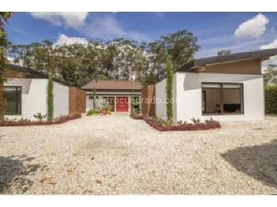 Casa de 5 alcobas en venta en Rionegro, Rionegro, 450 m² · foto 4 de 20