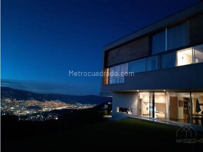 Casa de 4 alcobas en venta en Alto De Palmas, Medellín, 627 m² · foto 2 de 18