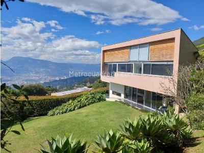 Casa de 4 alcobas en venta en Alto De Palmas, Medellín, 627 m² · foto 3 de 18
