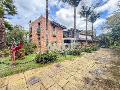 Casa de 4 alcobas en venta en Envigado, Envigado, 610 m² · foto 7 de 20