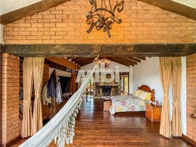 Casa de 4 alcobas en venta en Envigado, Envigado, 610 m² · foto 10 de 20