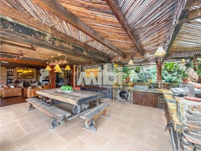 Casa de 4 alcobas en venta en Envigado, Envigado, 610 m² · foto 19 de 20