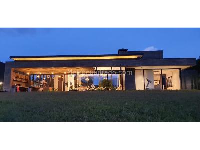 Casa de 5 alcobas en venta en Llanogrande, Rionegro, 600 m² · foto 2 de 20