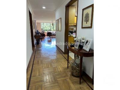 Apartamento de 2 alcobas en venta en El Poblado, Medellín, 307 m² · foto 5 de 16