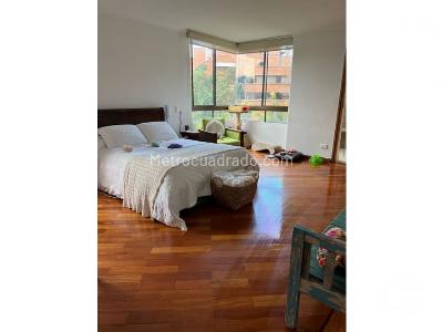 Apartamento de 2 alcobas en venta en El Poblado, Medellín, 307 m² · foto 14 de 16