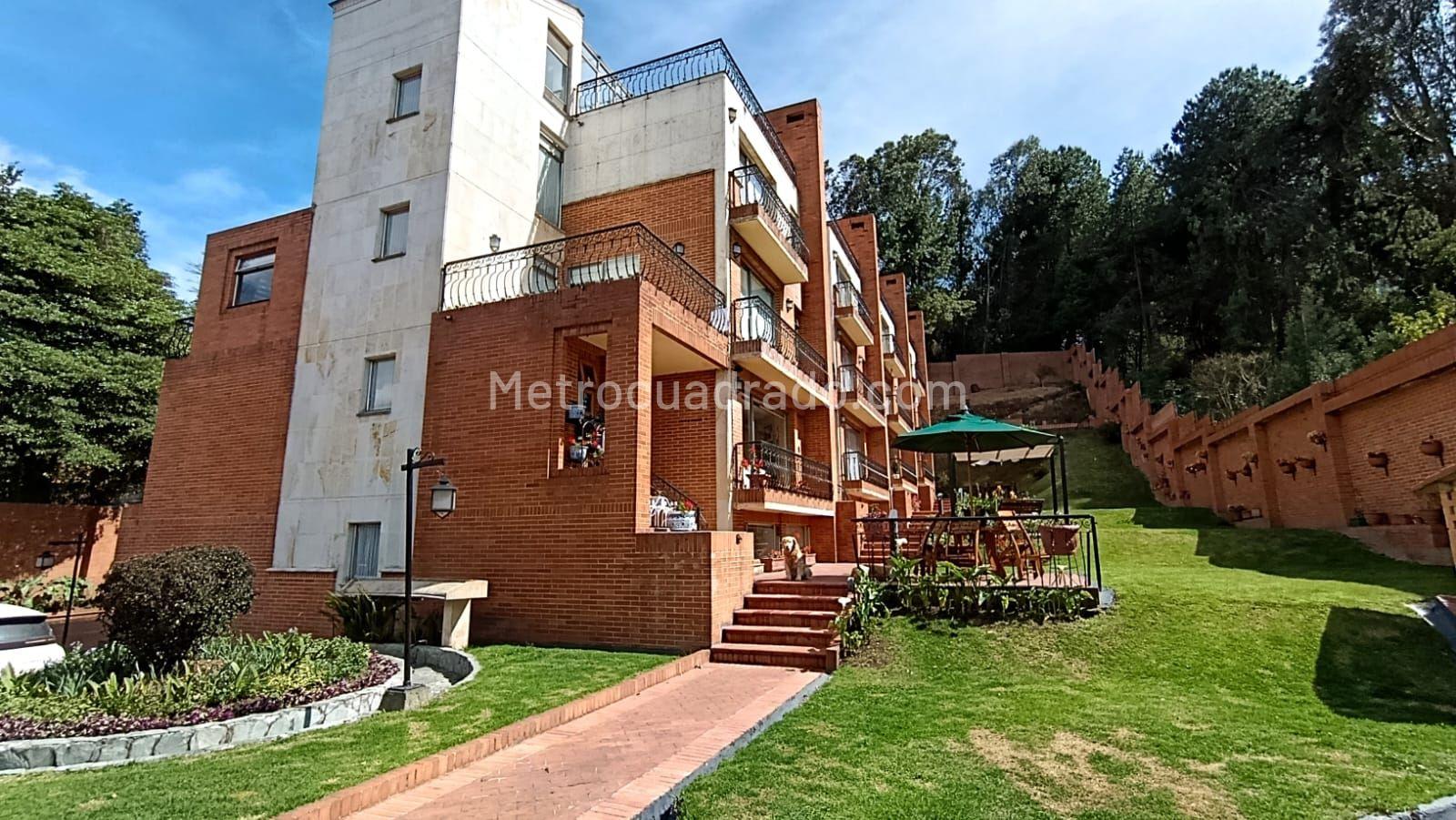 Casa de 4 habitaciones en venta en Cerros de Suba, Bogotá — imagen 1 de 20