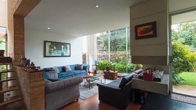 Casa de 3 alcobas en venta en Vereda Fonqueta Chia, Chía, 296 m² · foto 3 de 20