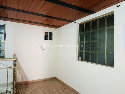 Casa en venta en Abraham Lincoln, Bogotá · foto 7 de 20