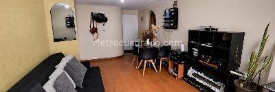 Apartamento de 3 alcobas en venta en Rafael Nuñez, Bogotá, 80 m² · foto 3 de 14