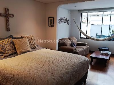 Apartamento de 3 alcobas en venta en Chico Navarra, Bogotá, 150 m² · foto 10 de 20