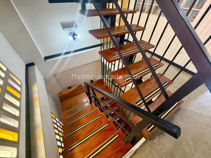 Piso – Bogotá D.C. - Más
