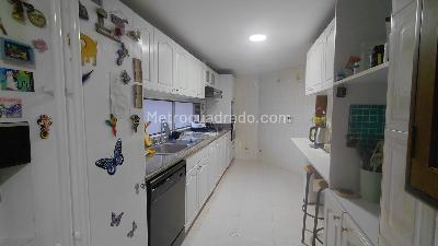 Apartamento de 3 alcobas en venta en Ciudad Salitre Oriental, Bogotá, 197 m² · foto 16 de 20