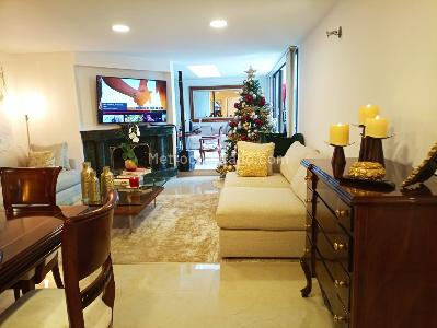 Apartamento de 3 alcobas en venta en Santa Barbara Central, Bogotá, 166 m² · foto 3 de 20