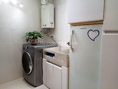 Apartamento de 3 alcobas en venta en Santa Barbara Central, Bogotá, 166 m² · foto 15 de 20