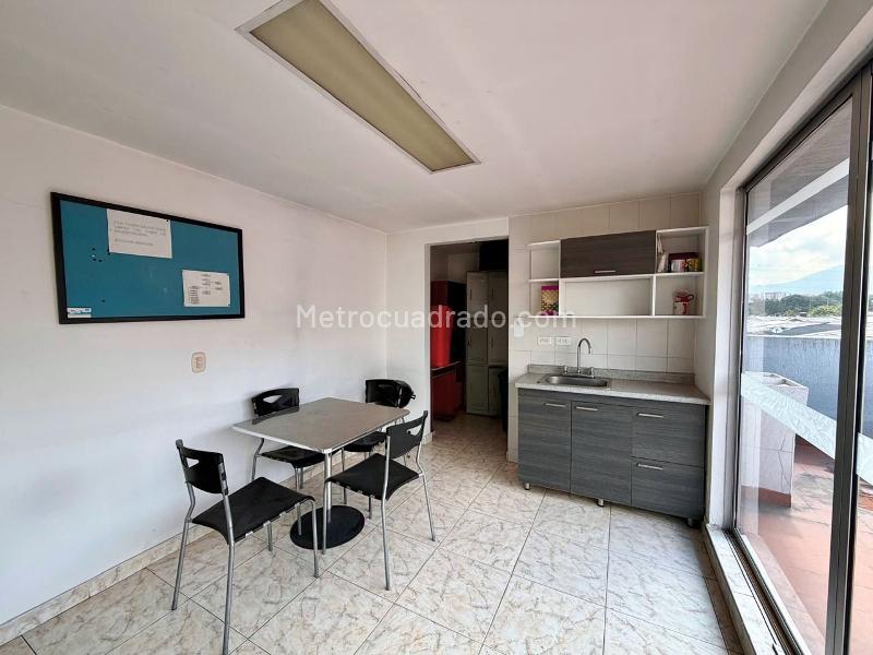 Edificio de Oficinas en Venta, LA ESMERALDA, Bogotá D.C. - Más