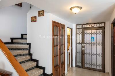 Casa de 5 alcobas en venta en Nueva Marsella, Bogotá, 280 m² · foto 5 de 18