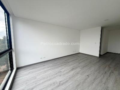 Apartamento en venta en Quinta Paredes, Bogotá · foto 4 de 18