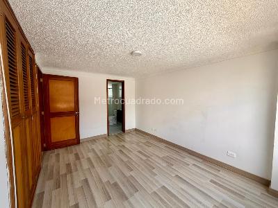 Apartamento de 3 alcobas en venta en Santa Paula, Bogotá, 85 m² · foto 8 de 20