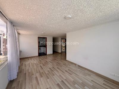 Apartamento de 3 alcobas en venta en Santa Paula, Bogotá, 85 m² · foto 4 de 20