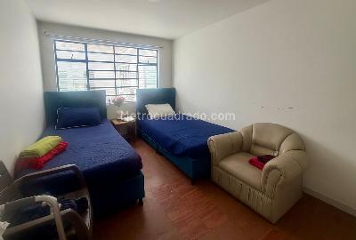 Casa de 5 alcobas en venta en Normandia Ii, Bogotá, 347 m² · foto 9 de 20