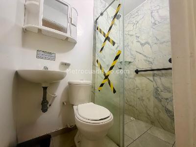 Casa de 5 alcobas en venta en Normandia Ii, Bogotá, 347 m² · foto 14 de 20