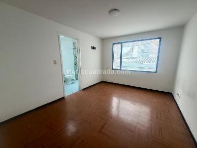 Casa de 5 alcobas en venta en Normandia Ii, Bogotá, 347 m² · foto 5 de 20