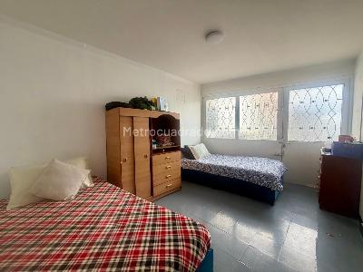 Casa de 5 alcobas en venta en Normandia Ii, Bogotá, 347 m² · foto 11 de 20