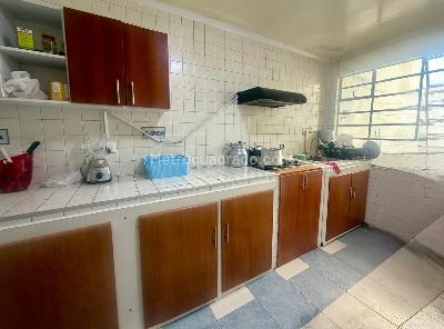 Casa de 5 alcobas en venta en Normandia Ii, Bogotá, 347 m² · foto 12 de 20