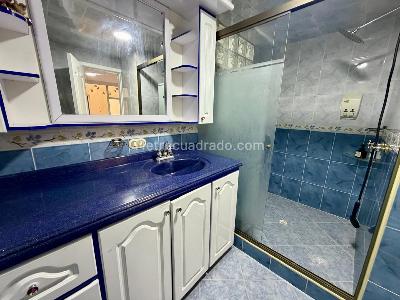 Casa de 5 alcobas en venta en Hayuelos, Bogotá, 300 m² · foto 14 de 20