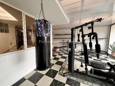Casa de 5 alcobas en venta en Hayuelos, Bogotá, 300 m² · foto 15 de 20