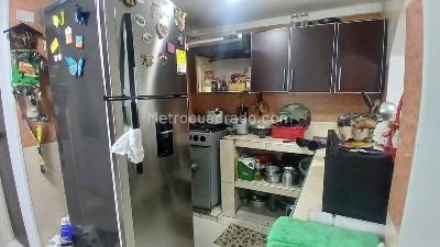 Casa de 5 alcobas en venta en Los Llanos, Soacha, 43 m² · foto 3 de 10