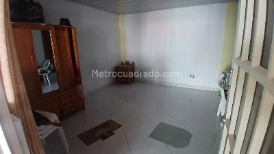 Casa de 5 alcobas en venta en Los Llanos, Soacha, 43 m² · foto 8 de 10